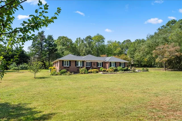 $450,000 | 1105 Pine Knoll, Pendleton, SC 29670