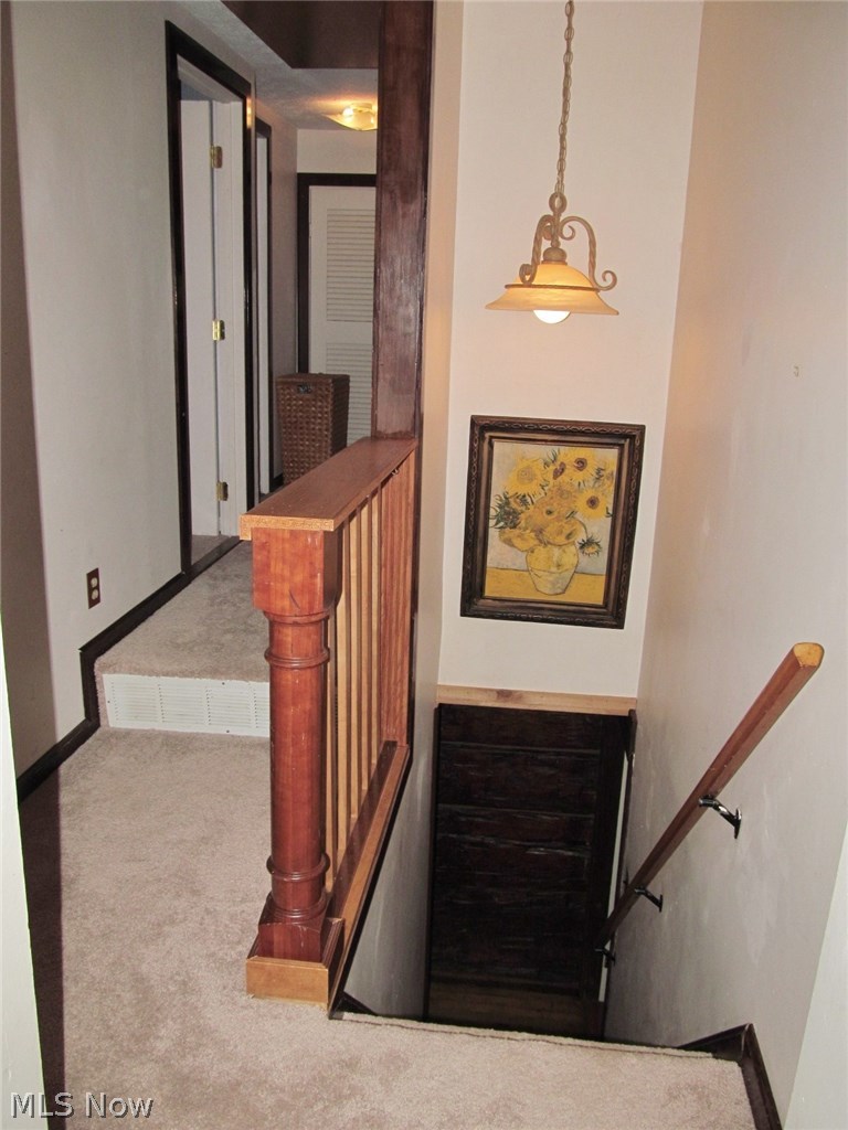 9210 Webster Road Strongsville, OH 44136 - Photo 17 of 33