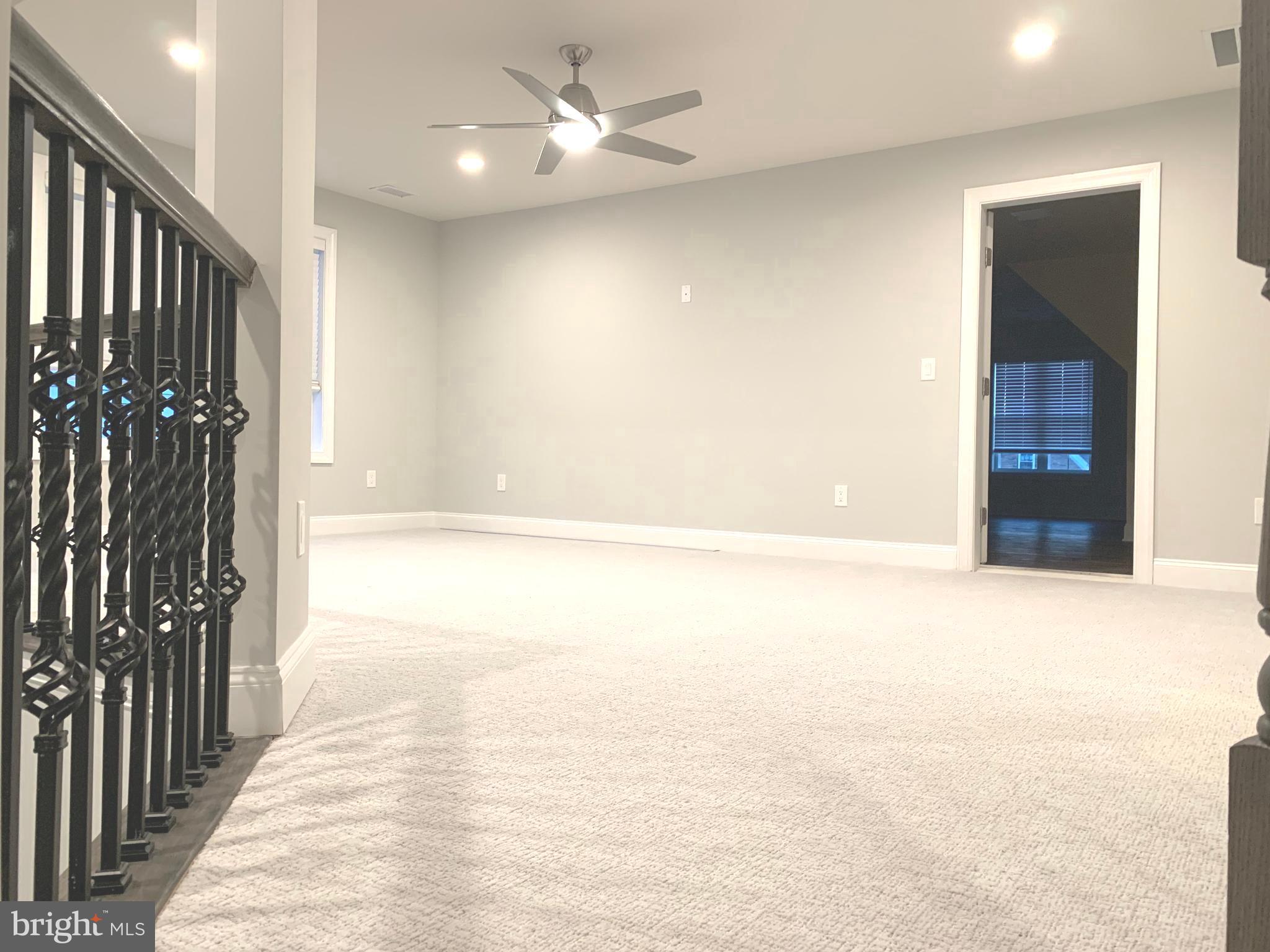 67 Samjan Circle Hightstown, NJ 08520 - Photo 31 of 46