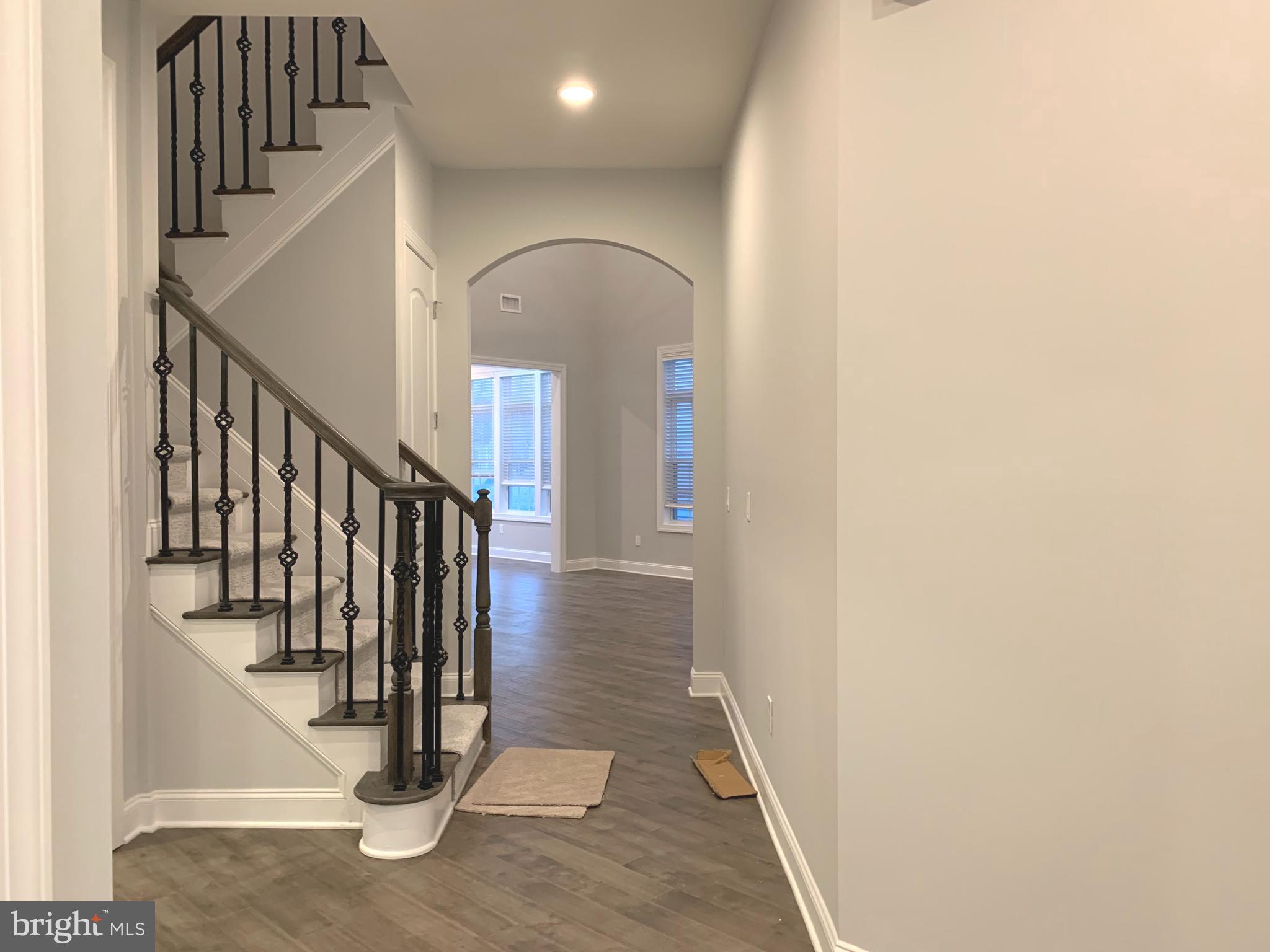 67 Samjan Circle Hightstown, NJ 08520 - Photo 5 of 46