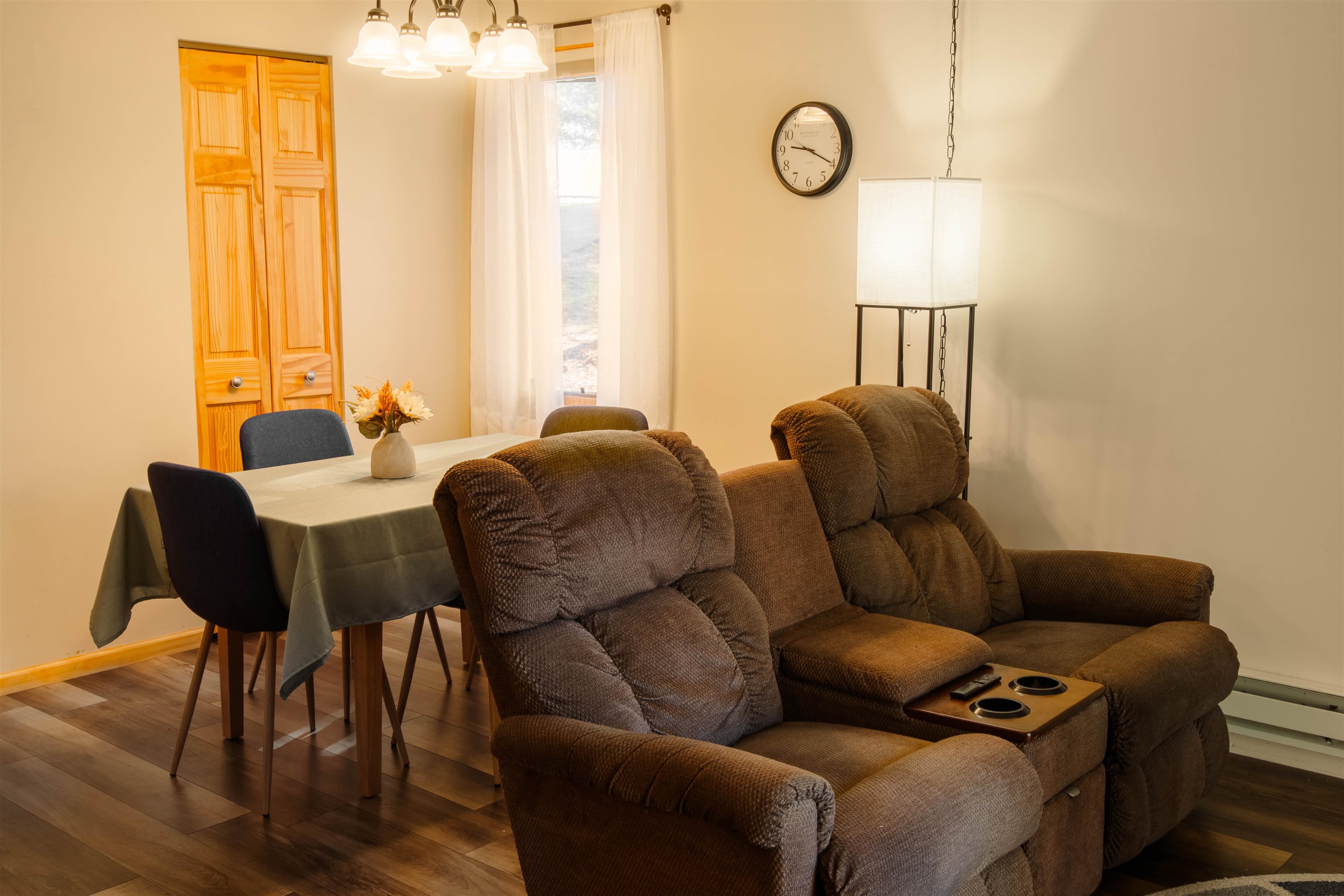 819 1/2 Cedar Street, Unit 1 Wisconsin Dells, WI 53965 - Photo 8 of 63