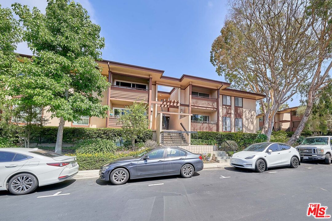 5947 Armaga Spring Road, Unit E Rancho Palos Verdes, CA 90275 - Photo 1 of 12 Gallery Image 1