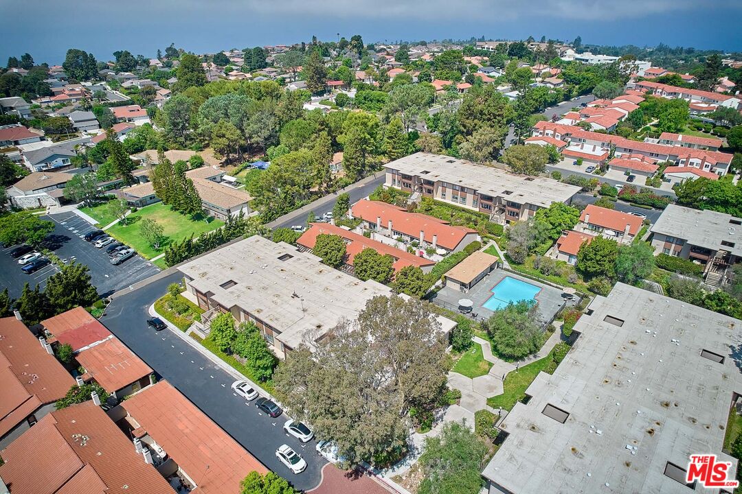 5947 Armaga Spring Road, Unit E Rancho Palos Verdes, CA 90275 - Photo 11 of 12 Gallery Image 11
