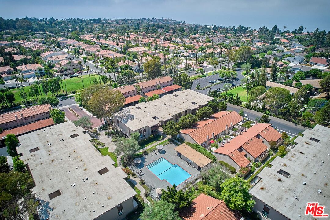 5947 Armaga Spring Road, Unit E Rancho Palos Verdes, CA 90275 - Photo 9 of 12 Gallery Image 9