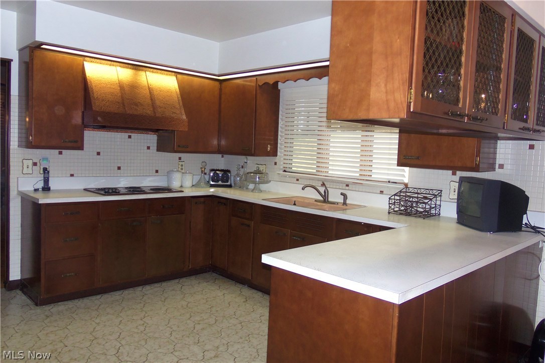 171 Forest Road Weirton, WV 26062 - Photo 6 of 28 Gallery Image 6