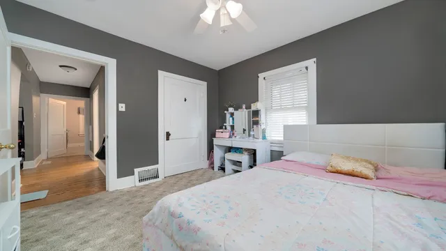 $128,500 | 436 West Garfield Street, Freeport, IL 61032