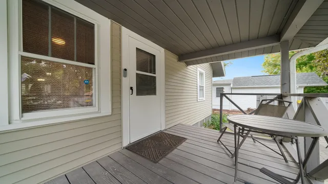 $128,500 | 436 West Garfield Street, Freeport, IL 61032