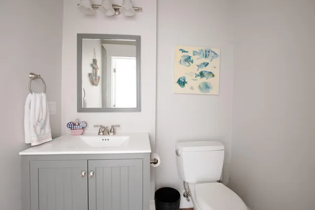 $1,180,000 | 6 Louis Avenue, Sagamore, MA 02561