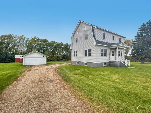 $250,000 | 893 150th Avenue, Slayton, MN 56172