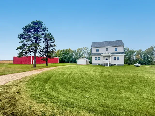 $250,000 | 893 150th Avenue, Slayton, MN 56172