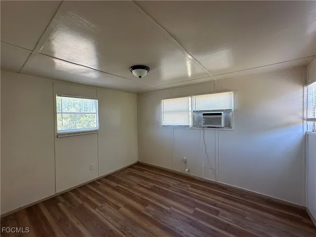 $895 | 7849 Suncoast Drive, North Fort Myers, FL 33917