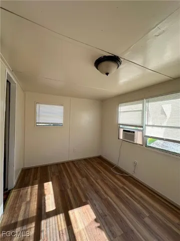 $895 | 7849 Suncoast Drive, North Fort Myers, FL 33917