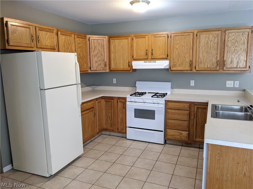 346 Mathews Road Youngstown, OH 44512 - Photo 5 of 16 Gallery Image 5