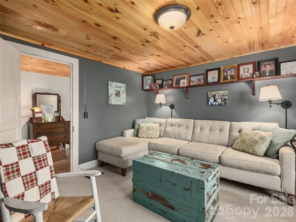 $492,500 | 608 Evans Road, Canton, NC 28716