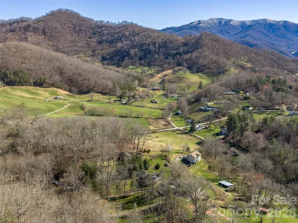 $492,500 | 608 Evans Road, Canton, NC 28716