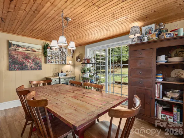 $492,500 | 608 Evans Road, Canton, NC 28716