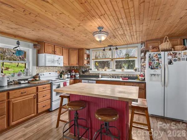 $492,500 | 608 Evans Road, Canton, NC 28716