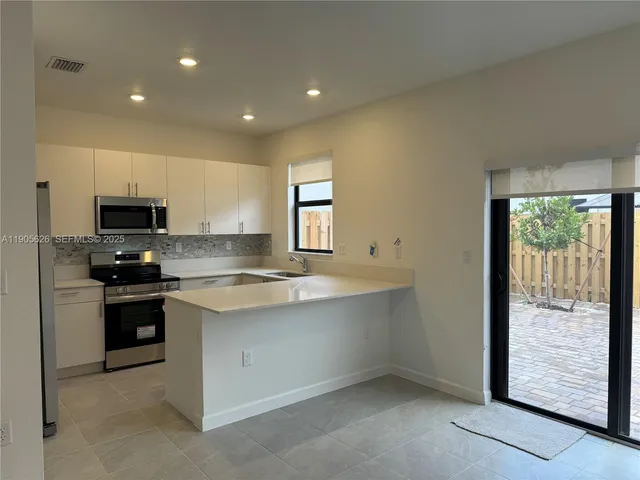 $2,600 | 12884 Southwest 232nd Lane, Unit 12884, Homestead, FL 33032