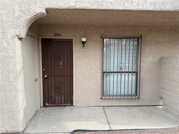 $1,000 | 4300 North Lamont Street, Unit 260, Las Vegas, NV 89115