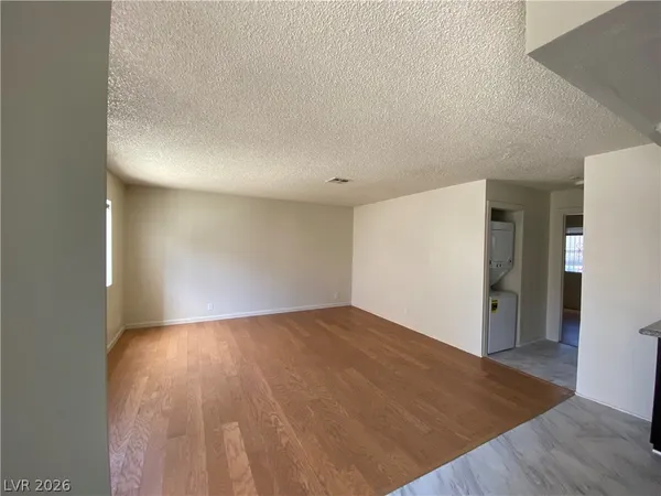 $1,000 | 4300 North Lamont Street, Unit 260, Las Vegas, NV 89115