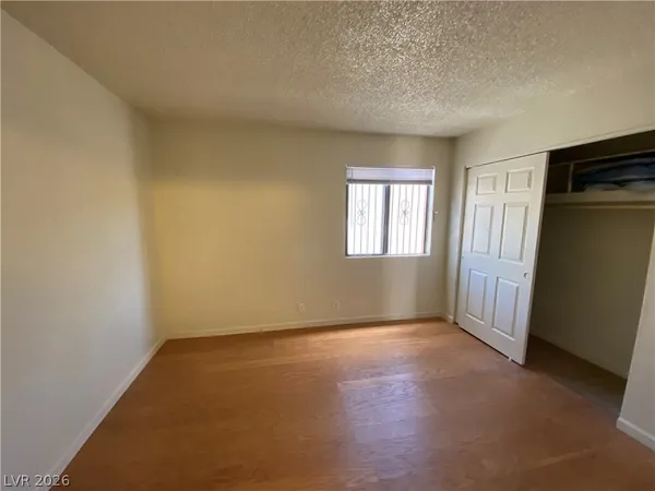 $1,000 | 4300 North Lamont Street, Unit 260, Las Vegas, NV 89115
