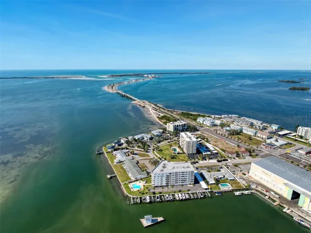 $2,850 | 433 Paula Drive South, Unit 23, Dunedin, FL 34698