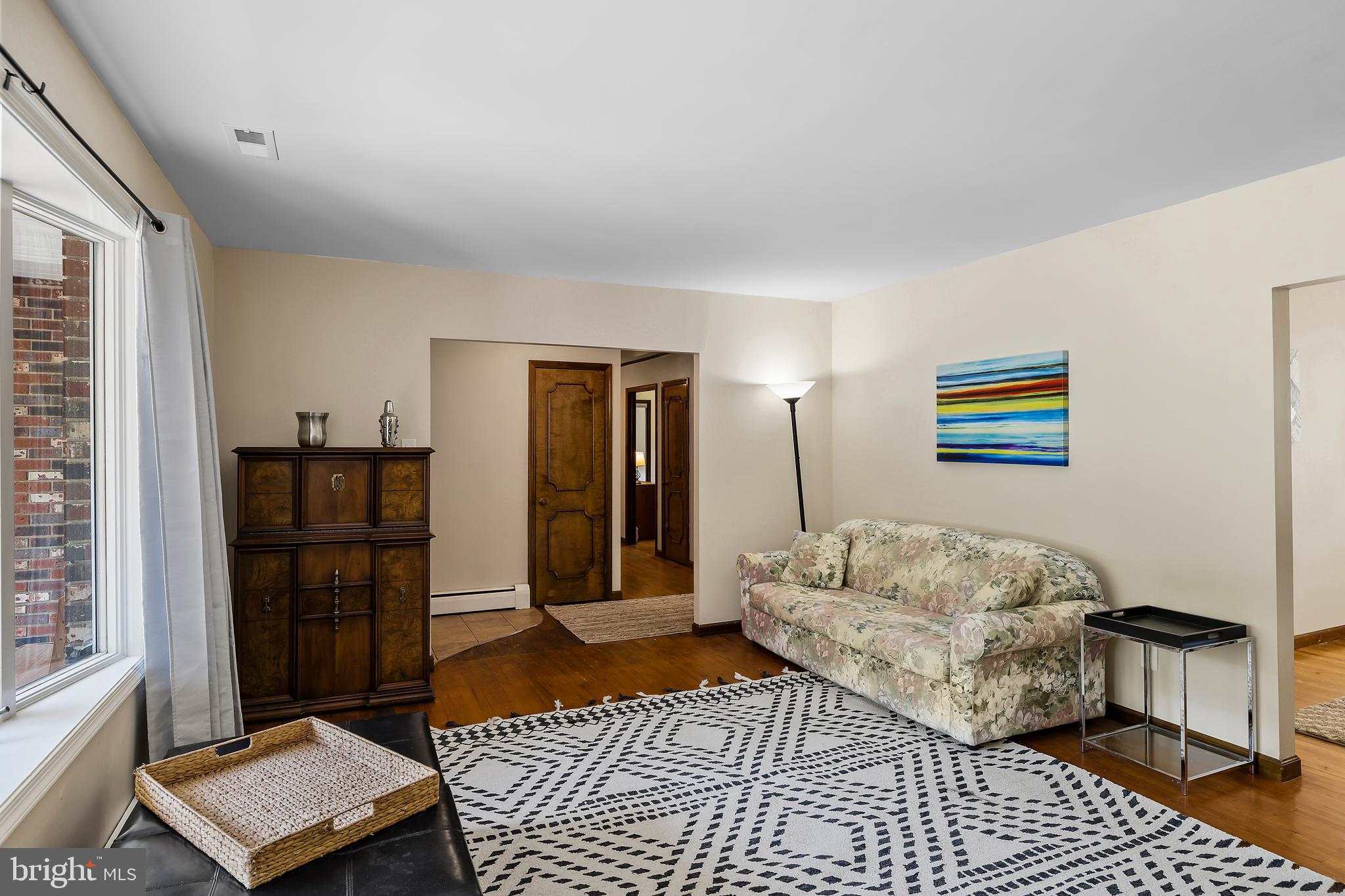 77 Taunton Road Medford, NJ 08055 - Photo 5 of 28
