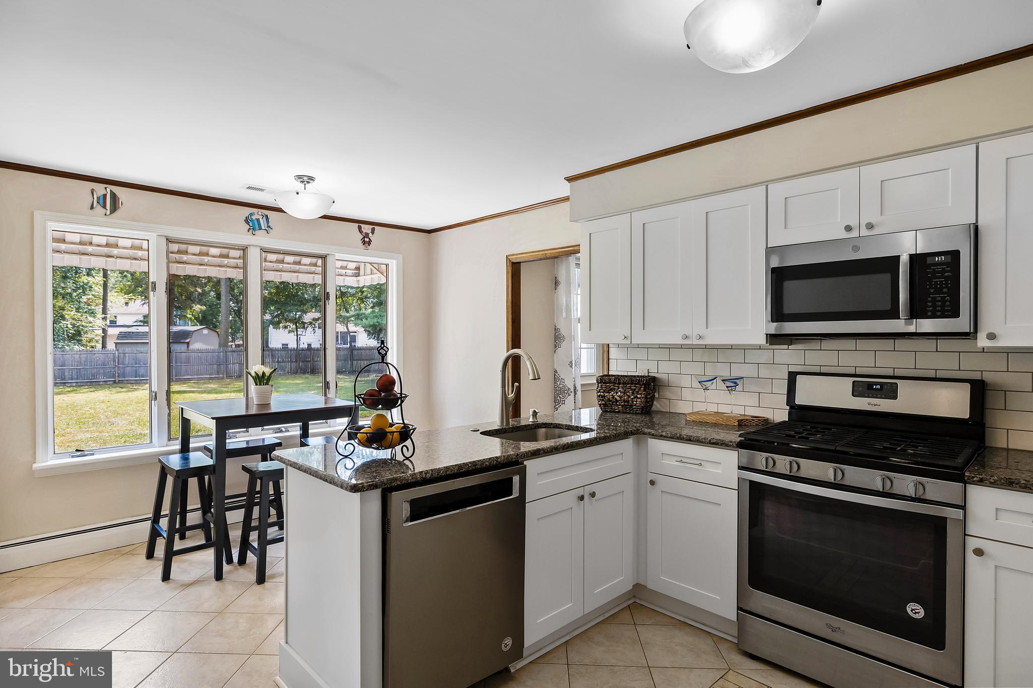 77 Taunton Road Medford, NJ 08055 - Photo 8 of 28 BRAND NEW KITCHEN