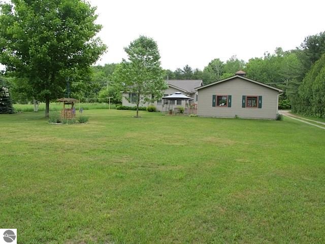 5776 South Lime Lake Road Cedar, MI 49621 - Photo 5 of 16 1786137-4.JPG