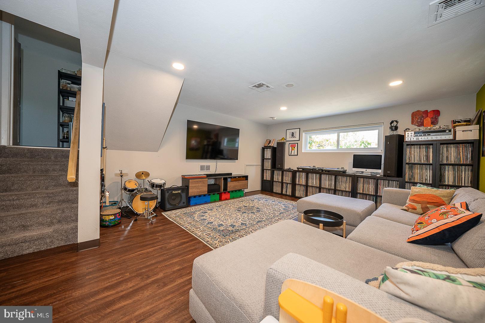 1728 Green Valley Road Havertown, PA 19083 - Photo 41 of 63
