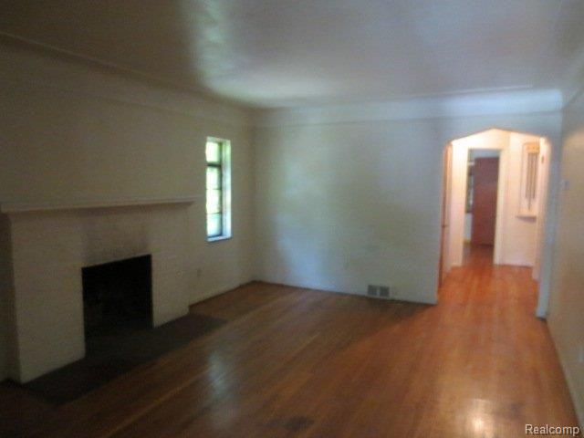 9304 Harvard Road Detroit, MI 48224 - Photo 3 of 5 079.JPG