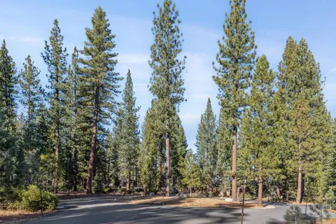 $650,000 | 110 Bob Watson, Truckee, CA 96161