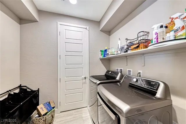 $4,250 | 11287 Gravitation Drive, Las Vegas, NV 89135