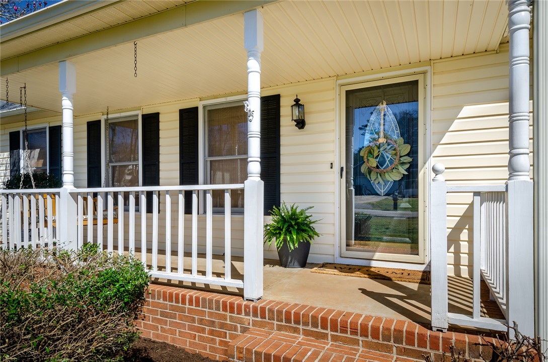 304 June Way Anderson, SC 29621 - Photo 6 of 31 Gallery Image 6