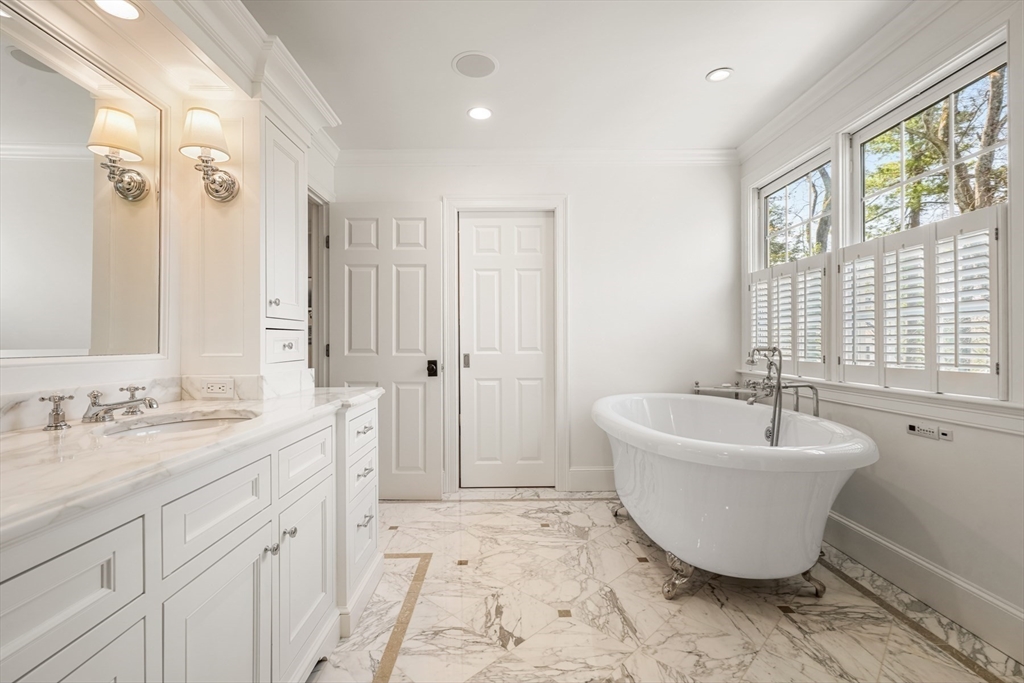 10 Taylor Road Wellesley, MA 02481 - Photo 20 of 42