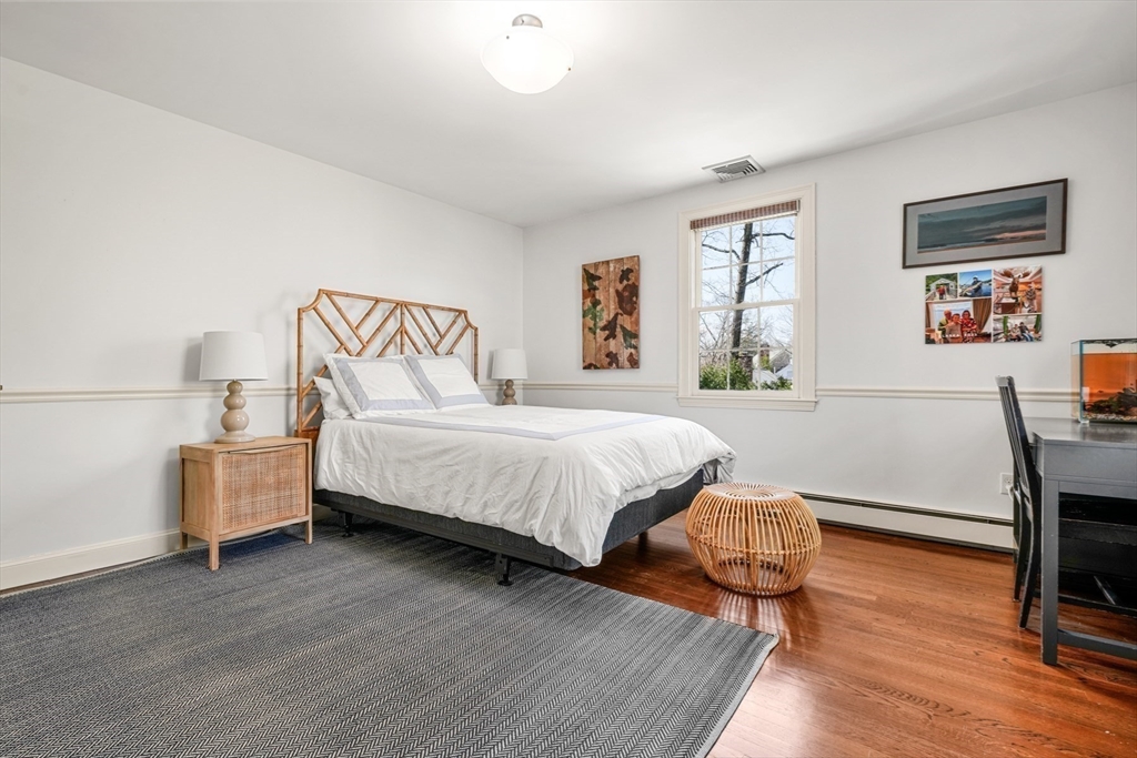 10 Taylor Road Wellesley, MA 02481 - Photo 22 of 42