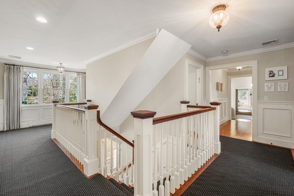 10 Taylor Road Wellesley, MA 02481 - Photo 26 of 42