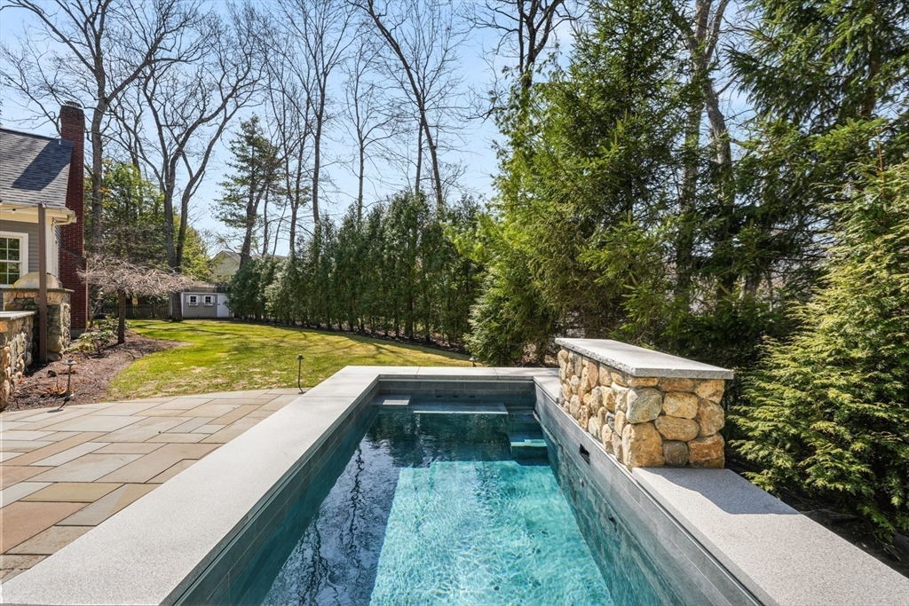 10 Taylor Road Wellesley, MA 02481 - Photo 37 of 42