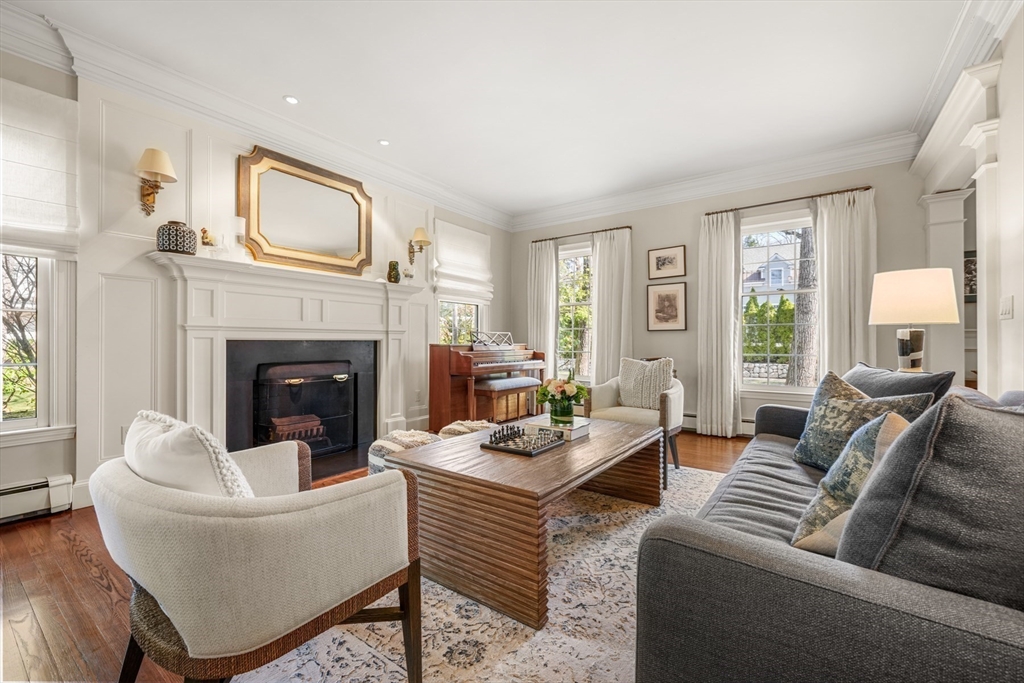 10 Taylor Road Wellesley, MA 02481 - Photo 5 of 42