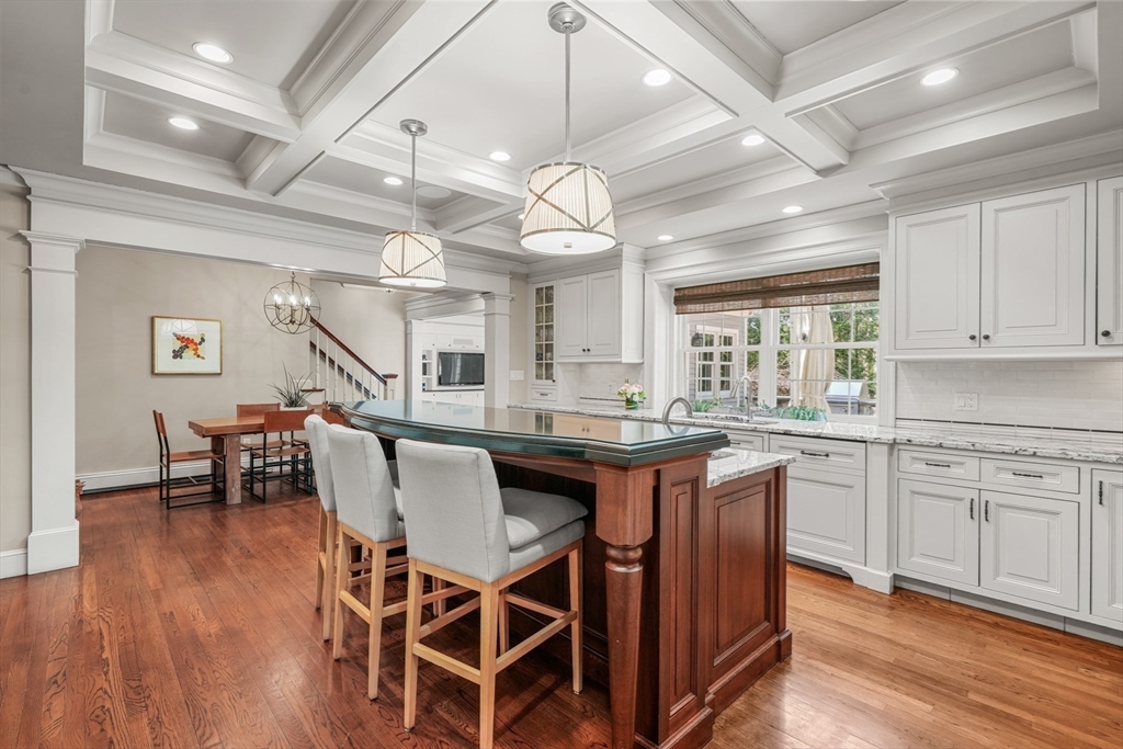 10 Taylor Road Wellesley, MA 02481 - Photo 10 of 42