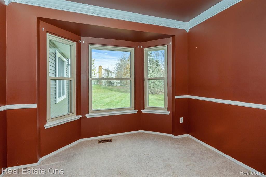 1958 Brookfield Road Rochester Hills, MI 48306 - Photo 10 of 35