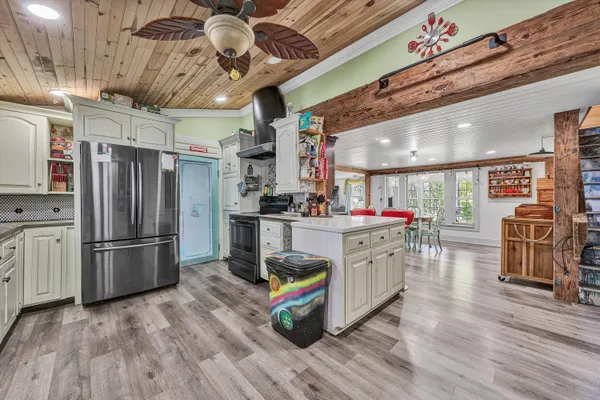 $299,500 | 3913 Saul Lane, Roanoke, VA 24014