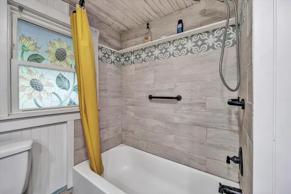 $299,500 | 3913 Saul Lane, Roanoke, VA 24014