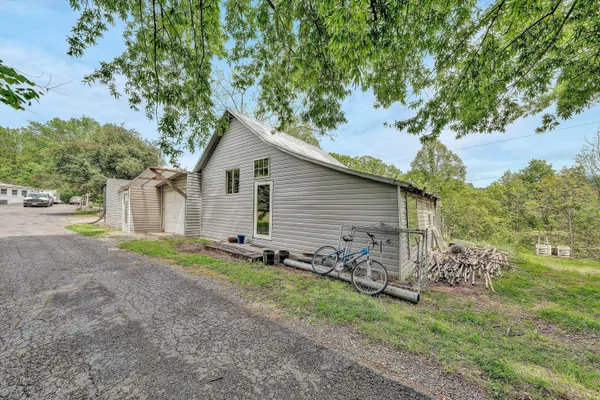 $299,500 | 3913 Saul Lane, Roanoke, VA 24014