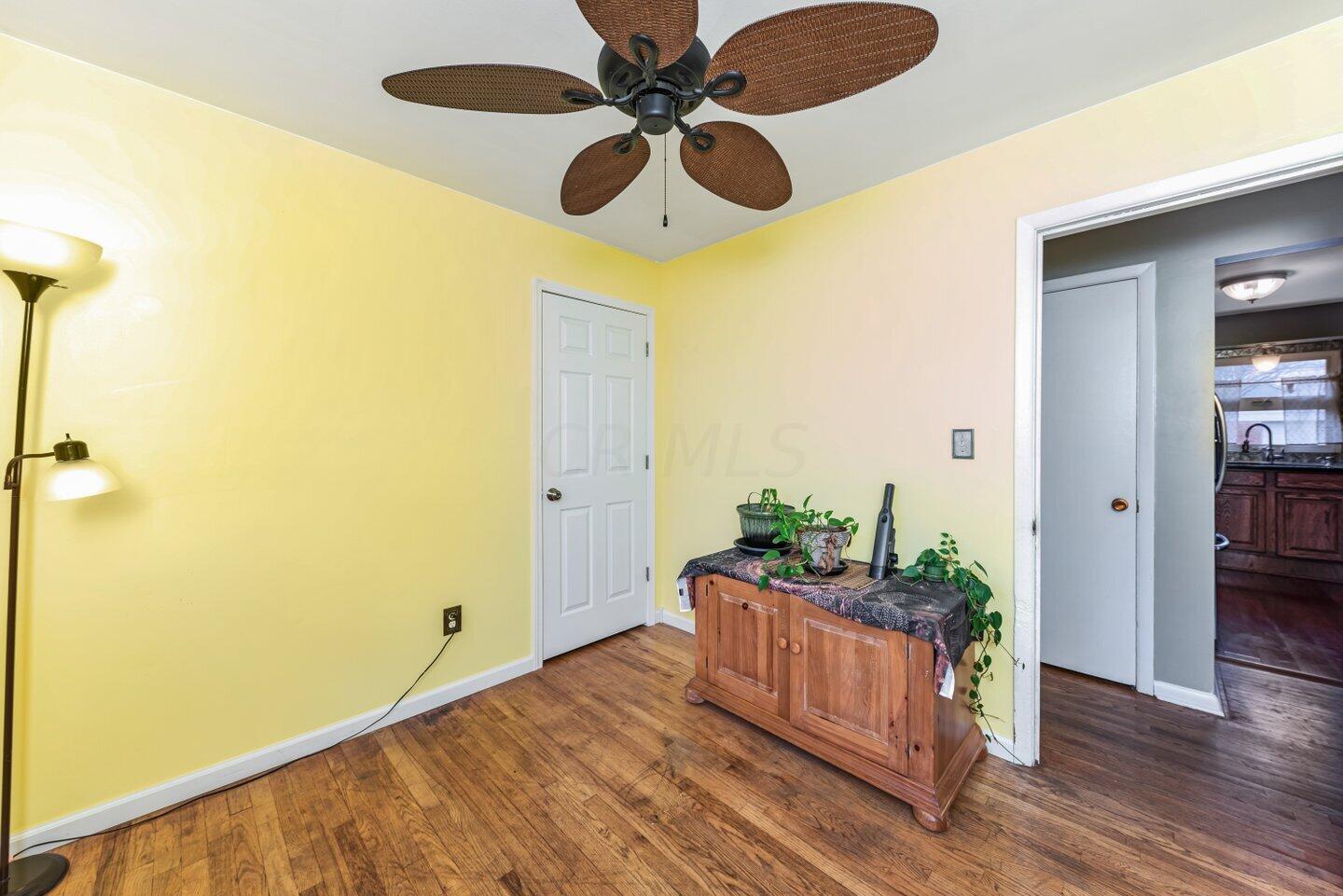 1085 Wiltshire Road Columbus, OH 43204 - Photo 15 of 34 017-1085WiltshireRoad-Columbus-OH-43204-