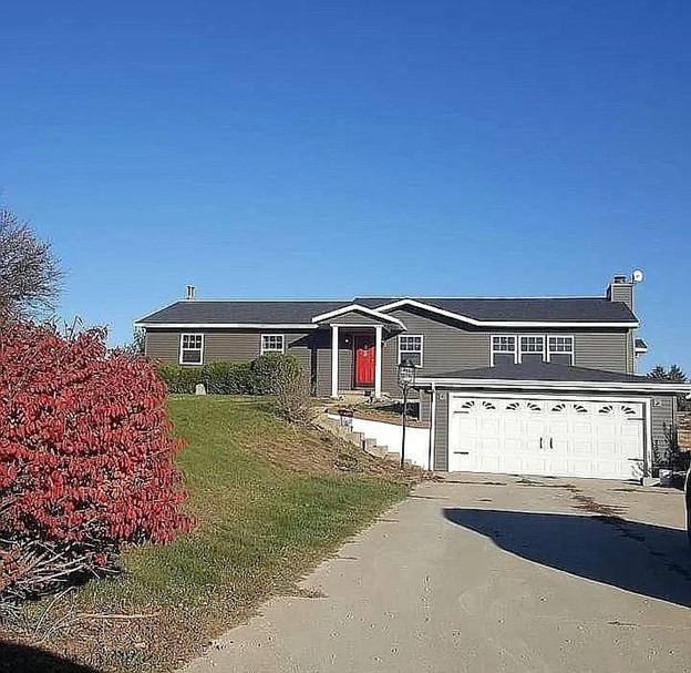 9263 North Columbine Road Forreston, IL 61030 - Photo 1 of 23 Gallery Image 1