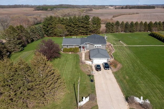 9263 North Columbine Road Forreston, IL 61030 - Photo 19 of 23 Gallery Image 19