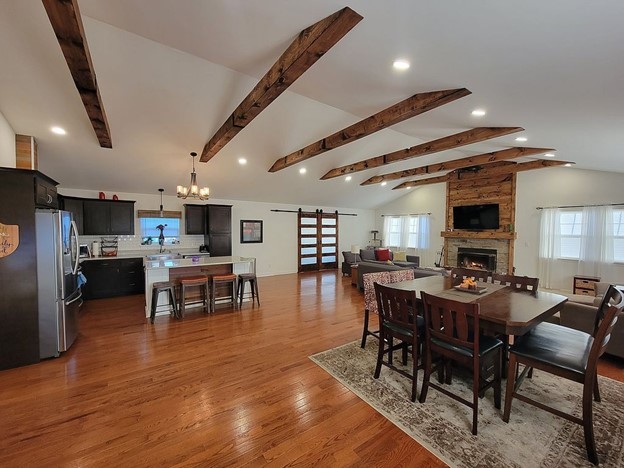 9263 North Columbine Road Forreston, IL 61030 - Photo 5 of 23 Gallery Image 5