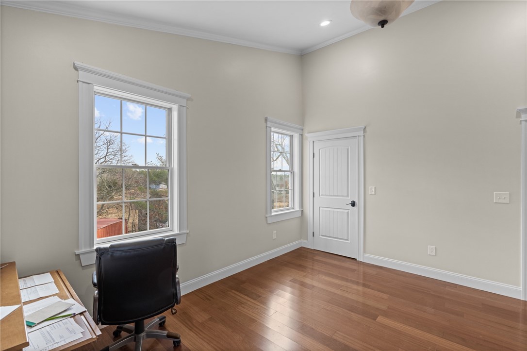 73 Dye Hill Road Hopkinton, RI 02832 - Photo 37 of 41