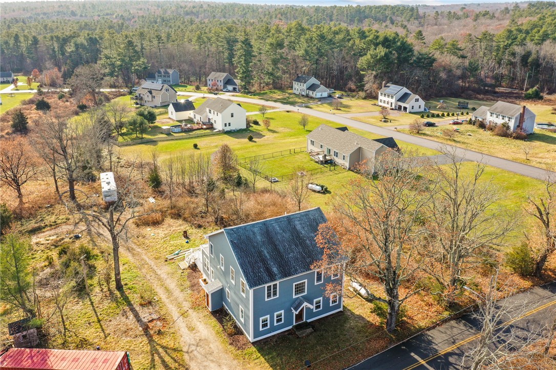 73 Dye Hill Road Hopkinton, RI 02832 - Photo 4 of 41